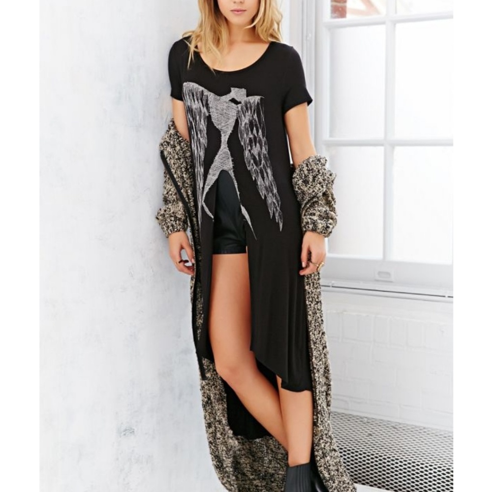 Unique 4th&Rose @ Urban Outfitter Long T Shirt